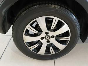 Renault Captur 900T Blaze 5-Door - Image 10