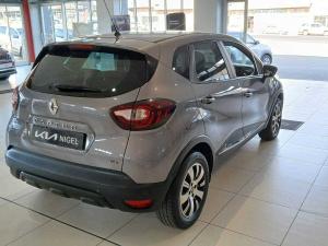 Renault Captur 900T Blaze 5-Door - Image 18