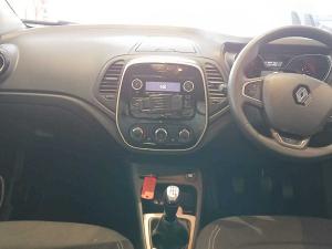 Renault Captur 900T Blaze 5-Door - Image 7