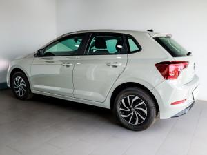 Volkswagen Polo hatch 1.0TSI - Image 8