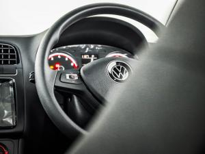 Volkswagen Polo Vivo hatch 1.4 Life - Image 15