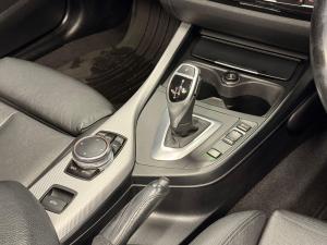 BMW 2 Series M235i convertible auto - Image 11