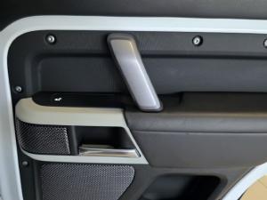 Land Rover Defender 110 D300 X-Dynamic SE - Image 14
