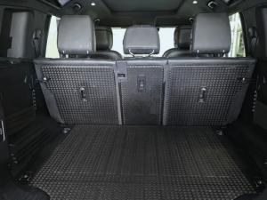 Land Rover Defender 110 D300 X-Dynamic SE - Image 17