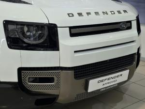 Land Rover Defender 110 D300 X-Dynamic SE - Image 20