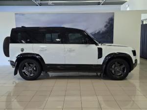 Land Rover Defender 110 D300 X-Dynamic SE - Image 4