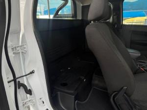 Ford Ranger 2.2TDCi SuperCab Hi-Rider XL - Image 4