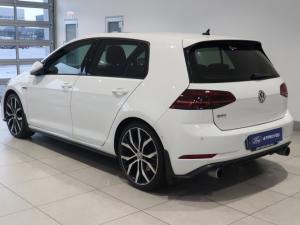Volkswagen Golf GTI - Image 10