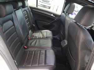Volkswagen Golf GTI - Image 4