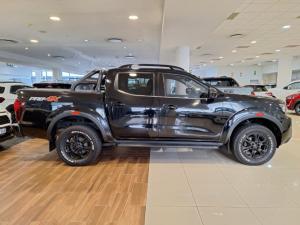 Nissan Navara 2.5DDTi double cab Pro-4X 4x4 - Image 2