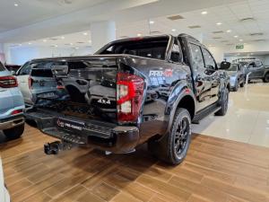 Nissan Navara 2.5DDTi double cab Pro-4X 4x4 - Image 3
