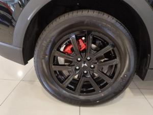 Mahindra XUV700 2.0T AX7L Black Edition - Image 8