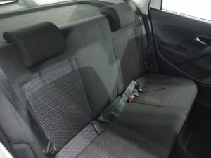 Volkswagen Polo Vivo hatch 1.4 Trendline - Image 4