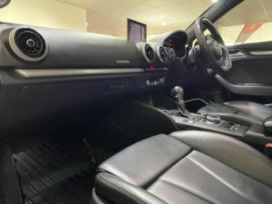 Audi S3 S3 Sportback quattro - Image 11
