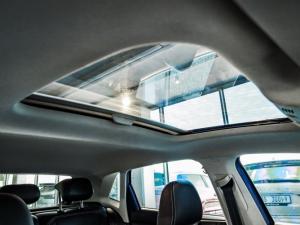 Volkswagen Polo hatch 1.0TSI Life auto - Image 12