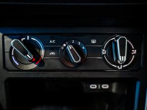 Volkswagen Polo hatch 1.0TSI Life auto - Image 19