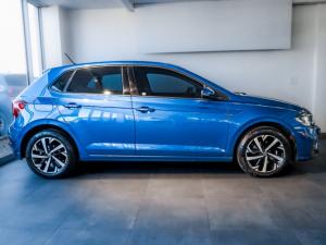 Volkswagen Polo hatch 1.0TSI Life auto - Image 2