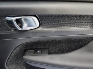Volvo XC40 Recharge Twin Motor Ultimate - Image 17