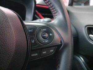 Toyota Corolla Cross 1.8 GR-Sport - Image 13