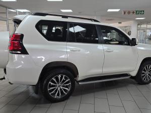 Toyota Land Cruiser Prado 2.8GD VX-L - Image 16