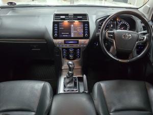 Toyota Land Cruiser Prado 2.8GD VX-L - Image 4
