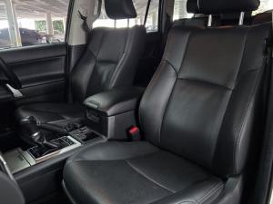 Toyota Land Cruiser Prado 2.8GD VX-L - Image 6