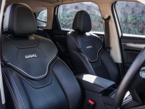 Haval Jolion 1.5 HEV Luxury - Image 15