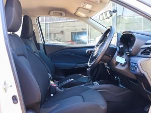 Toyota Starlet 1.5 Xi - Image 11