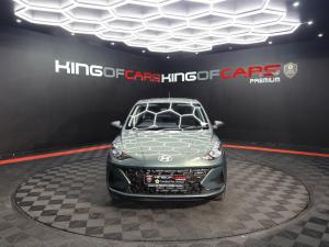 Hyundai Grand i10 1.0 Premium hatch - Image 2