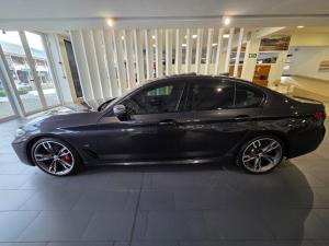 BMW 5 Series M550i xDrive - Image 4