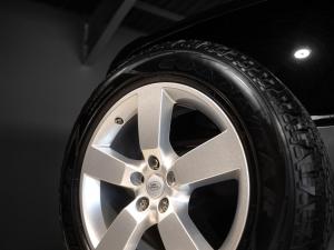 Land Rover Defender 110 P400 First Edition - Image 26