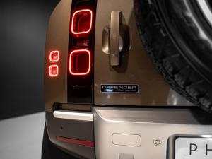 Land Rover Defender 110 P400 First Edition - Image 27