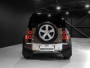 Land Rover Defender 110 P400 First Edition - Image 28