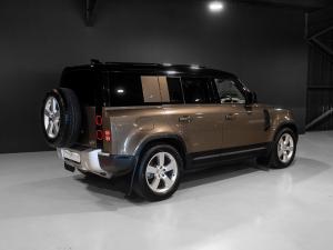 Land Rover Defender 110 P400 First Edition - Image 30