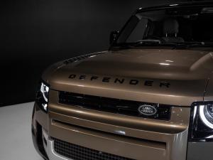 Land Rover Defender 110 P400 First Edition - Image 5