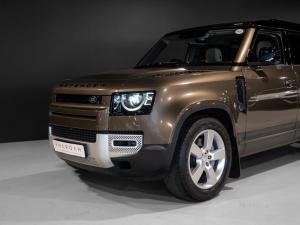 Land Rover Defender 110 P400 First Edition - Image 9