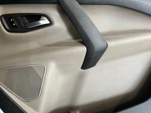 Ford Tourneo Custom 2.2TDCi LWB Trend - Image 7