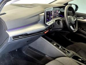 Volkswagen Golf 1.4TSI Life Plus - Image 11