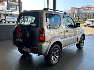Suzuki Jimny 1.3 - Image 7