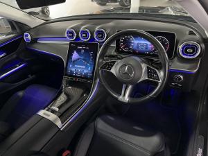 Mercedes-Benz C-Class C200 Avantgarde - Image 4