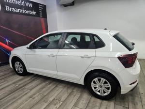 Volkswagen Polo hatch 1.0TSI - Image 11