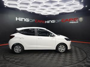 Hyundai Grand i10 1.0 Premium hatch - Image 3