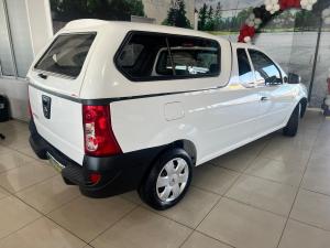 Nissan NP200 1.6i safety pack (aircon) - Image 4