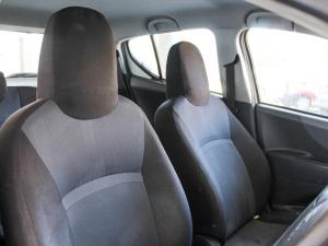 Suzuki Alto 1.0 GLX - Image 13
