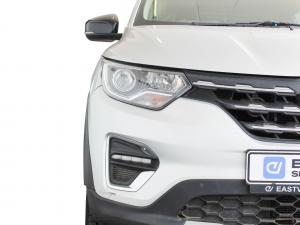 Renault Triber 1.0 Zen auto - Image 9