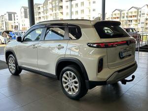 Suzuki Grand Vitara 1.5 GL manual - Image 5