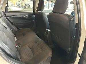 Suzuki Grand Vitara 1.5 GL manual - Image 9