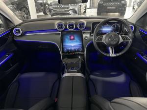 Mercedes-Benz C-Class C220d Avantgarde - Image 3