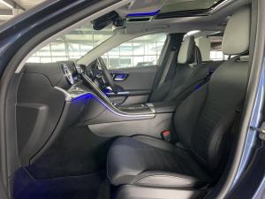 Mercedes-Benz C-Class C200 Avantgarde - Image 5