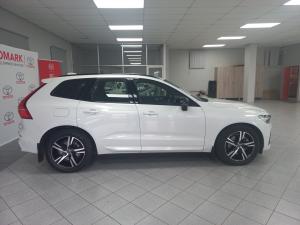 Volvo XC60 B5 AWD Plus Dark - Image 4